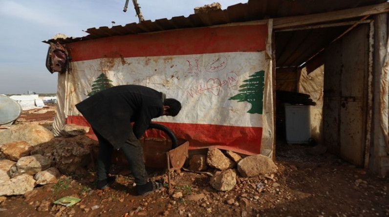 إندبندت: لبنان يعيد اللاجئين رغم خطر انتهاكات النظام السوري